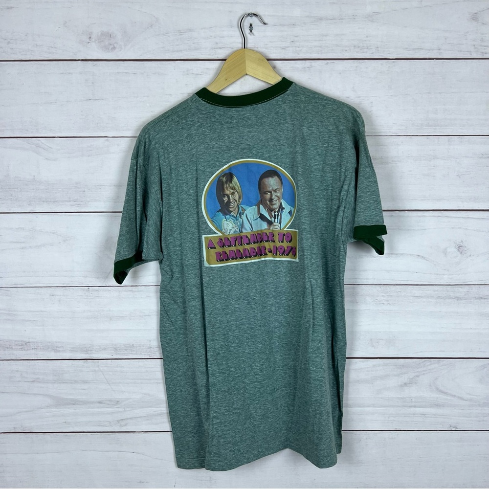 Vintage 1976 Harrah's Lake Tahoe John Denver Frank Sinatra Ringer T-Shirt Large